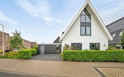 Vrijstaande woning te huur: Melkbocht 6, Tuinenbuurt Gouda