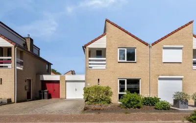 Tussenwoning te koop: Melkdam 11, Lith Lith