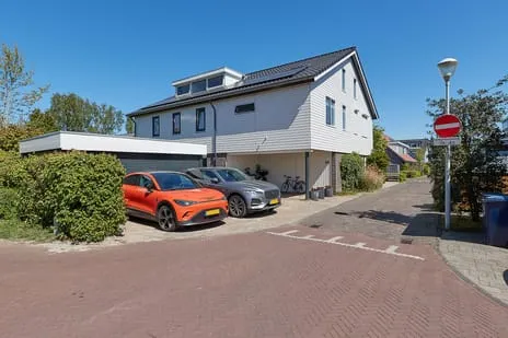 Twee-onder-één-kap te koop: Melkeppe 61, De Bras 'S-Gravenhage