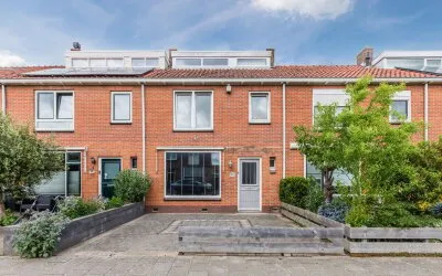 Tussenwoning te koop: Melklaan 43, Watervlietbuurt Velsen-Noord