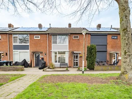 Tussenwoning te koop: Mendelssohnlaan 18, Ter Weijde Componistenbuurt Culemborg
