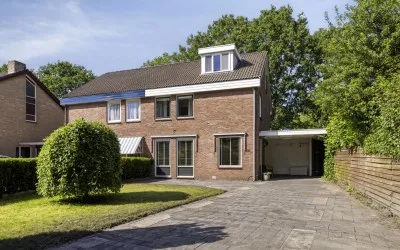 Corner house for sale: Mendelssohnlaan 37, Componistenbuurt West Assen