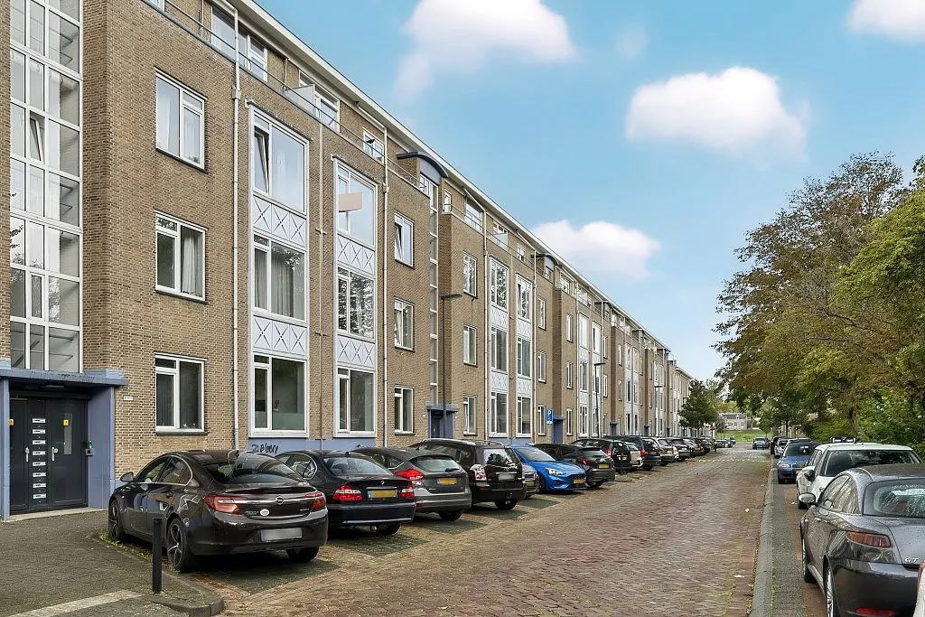 Appartement te koop: Mendelssohnplein 10A, Vlaardingen