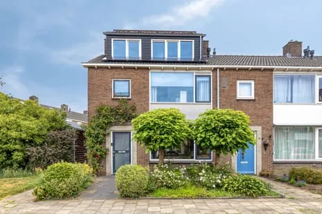Hoekwoning te koop: Mengerinckstraat 1, Deventerweg en Polbeek Zutphen
