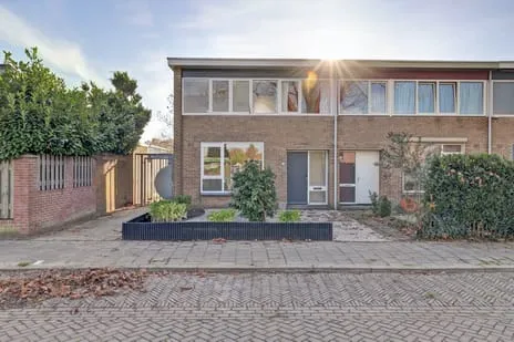 Hoekwoning te koop: Menkemaborgstraat 1, Hatert Nijmegen
