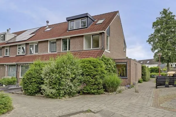 Hoekwoning te koop: Mennersweide 14, Buitenweides Nieuwegein