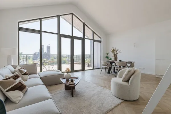 Woning te huur: Menno Simonszplein, Geschiedschrijversbuurt Haarlem