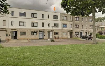 Terraced house for sale: Meranti 180, Palissander en omgeving Dordrecht