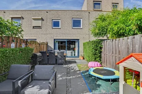 Tussenwoning te koop: Meranti 220, Palissander en omgeving Dordrecht