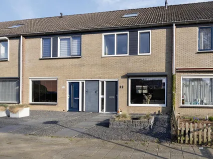 Tussenwoning te koop: Merelhof 32, Kern Heinkenszand Heinkenszand