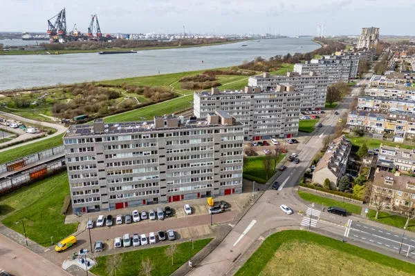 Apartment for sale: Merellaan 83, Vogelbuurt Maassluis