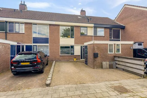 Tussenwoning te koop: Merellaan 9, Vogelbuurt Anna Paulowna