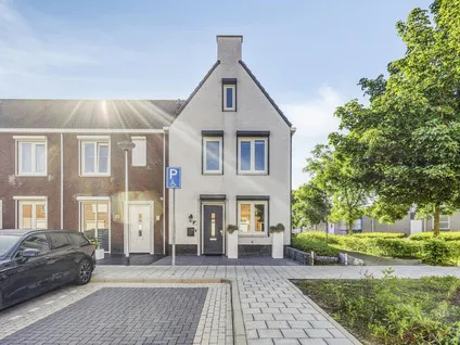 Hoekwoning te koop: Merelstraat 23, Sint Willebrord St. Willebrord