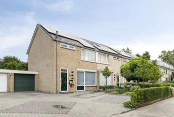 Terraced house for sale: Merelstraat 52, Schildersbuurt Meppel