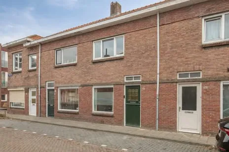 Tussenwoning te koop: Merelstraat 6, Tilburg