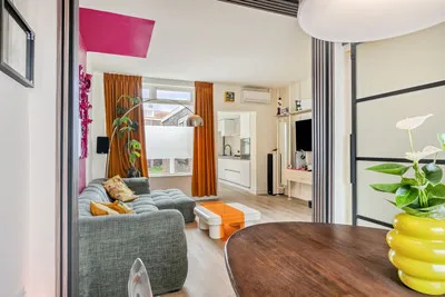 Tussenwoning te koop: Merelstraat 6, Vogeltjesbuurt West Tilburg