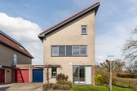 Twee-onder-één-kap te koop: Merelweg 2, Goilberdingen West Culemborg