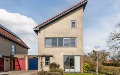 Twee-onder-één-kap te koop: Merelweg 2, Goilberdingen West Culemborg