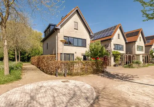 Twee-onder-één-kap te koop: Merelweg 32, Goilberdingen West Culemborg