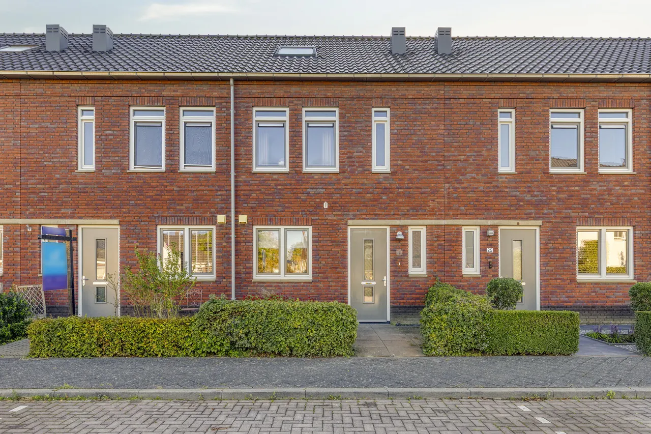 Tussenwoning te koop: Merensteinplein 23, Beek En Donk