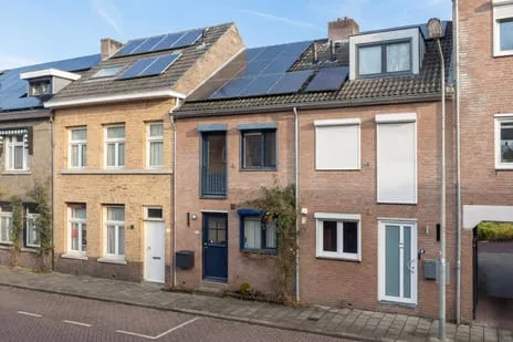 Tussenwoning te koop: Mergelweg 18B, Maastricht