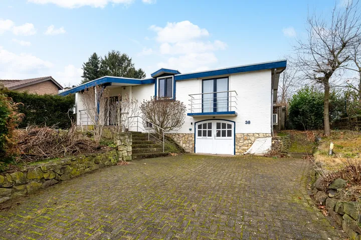 Vrijstaande woning te koop: Merkelbeekerstraat 38, Schinveld