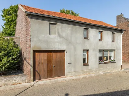 Twee-onder-één-kap te koop: Merkelbeekerstraat 6, Schinveld Schinveld