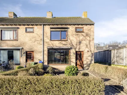 Hoekwoning te koop: Merwedelaan 38, Zeekant Bergen Op Zoom