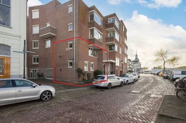 Appartement te koop: Merwekade 85, Bleijenhoek Dordrecht