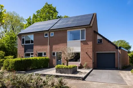 Twee-onder-één-kap te koop: Mesdaghof 1, Strijland-oost Nijkerk