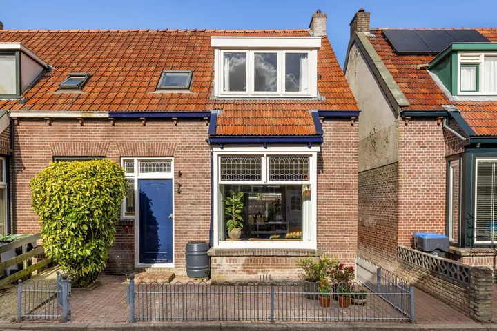 Hoekwoning te koop: Mesdagstraat 8, Hollanderwijk Leeuwarden