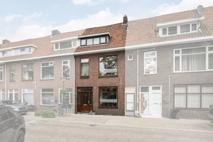 Terraced house for sale: Messchaertplein 6, Vettenoordse Polder Oost Vlaardingen