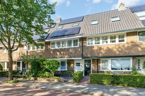 Tussenwoning te koop: Meteorenstraat 78, Astronomische Buurt Hilversum