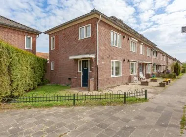 Hoekwoning te koop: Meteorenweg 114, Amsterdam