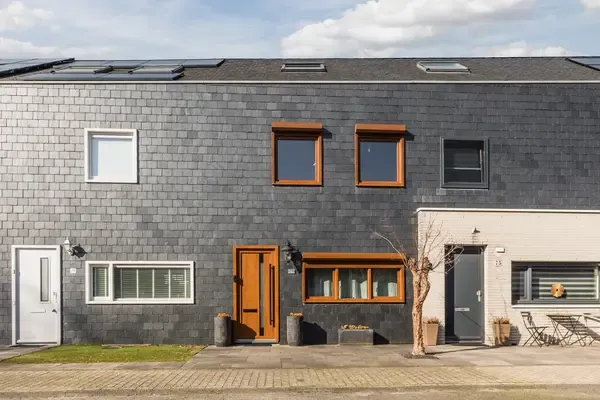 Tussenwoning te koop: Metslawierstraat 77, Leeuwerik Zuid Tilburg