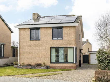 Vrijstaande woning te koop: Meybrug 15, Oeloven Brunssum