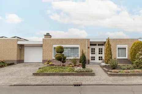 Tussenwoning te koop: Meylaertsweg 16, Cristinawijk Nieuwstadt