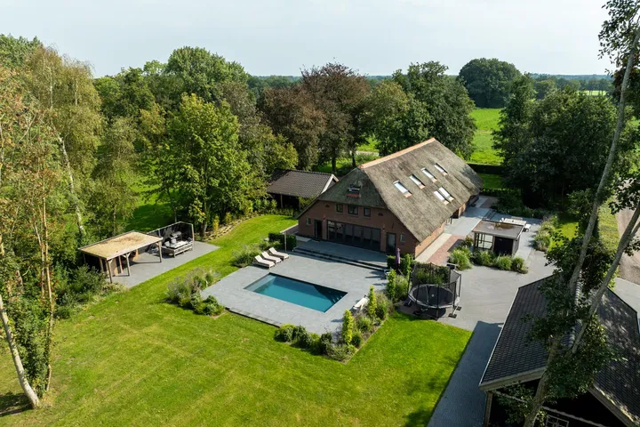 Vrijstaande woning te koop: Mezenbergerweg 12, Buitengebied Doornspijk West Doornspijk