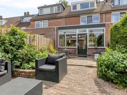 Tussenwoning te koop: Mezendaal 330, Zuidplas Dalen Nieuwerkerk A/D Ijssel