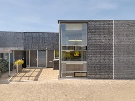 Tussenwoning te koop: Mezenhof 4, Veersepoort Middelburg