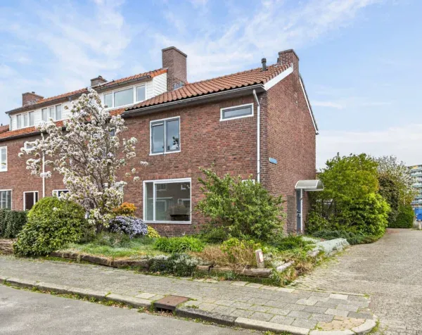 Hoekwoning te koop: Mezenpad 11, Amersfoort