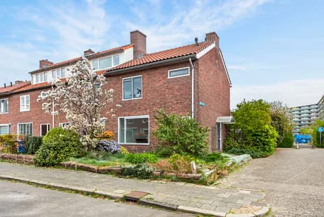 Hoekwoning te koop: Mezenpad 11, Zangvogelbuurt Amersfoort