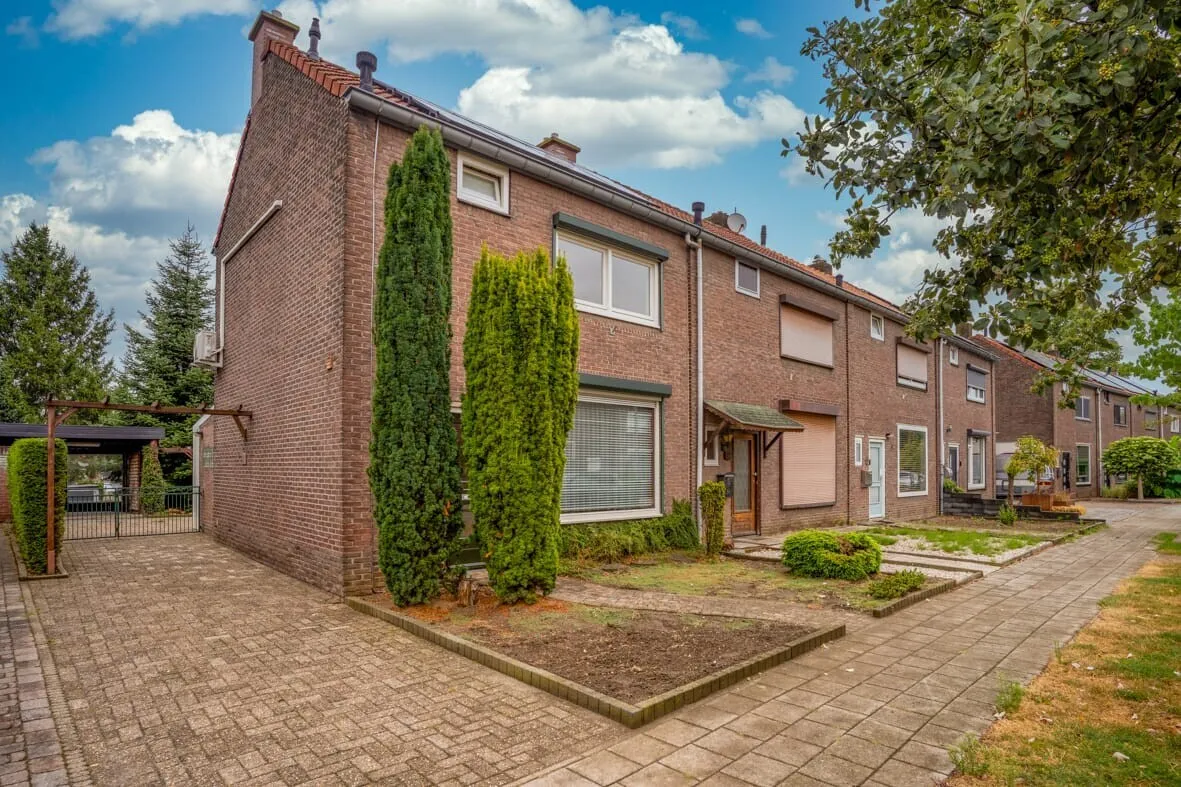 Hoekwoning te koop: Mezenstraat 16, Geleen