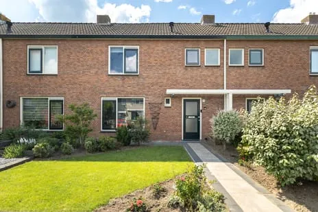 Tussenwoning te koop: Mezenstraat 19, Brummense Enk Oost Brummen