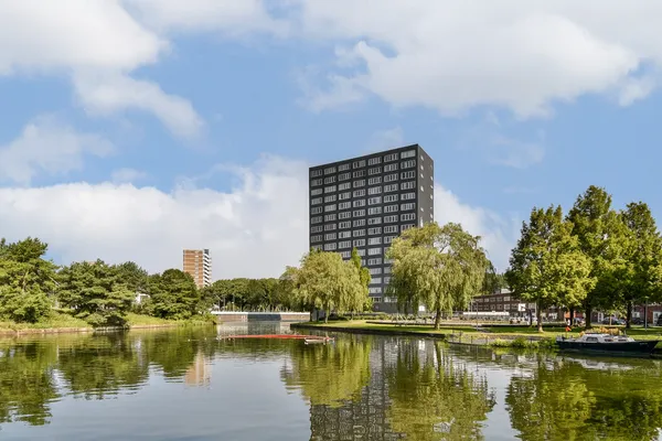 Woning te huur: Mezquitalaan, Oostoever Sloterplas Amsterdam