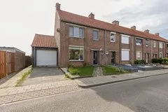 Hoekwoning te koop: Mgr. Feronstraat 1, Geleen