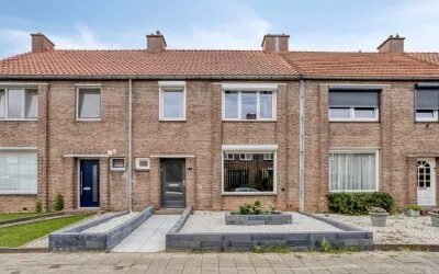 Tussenwoning te koop: Mgr. Feronstraat 3, Geleen-Centrum Geleen