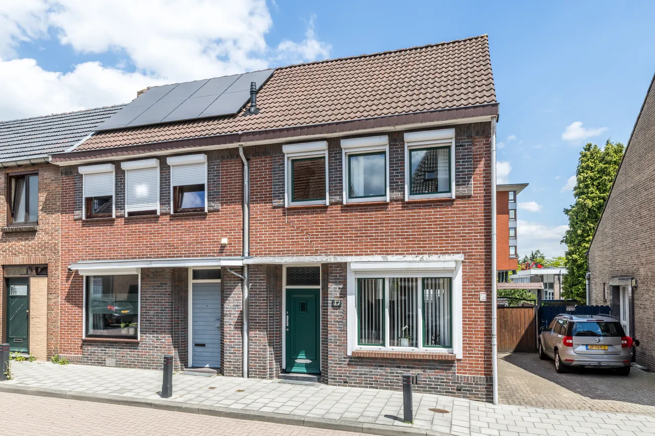 Hoekwoning te koop: Mgr. Lebouillestraat 17, Hoensbroek