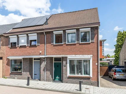 Hoekwoning te koop: Mgr. Lebouillestraat 17, Hoensbroek-Centrum Hoensbroek