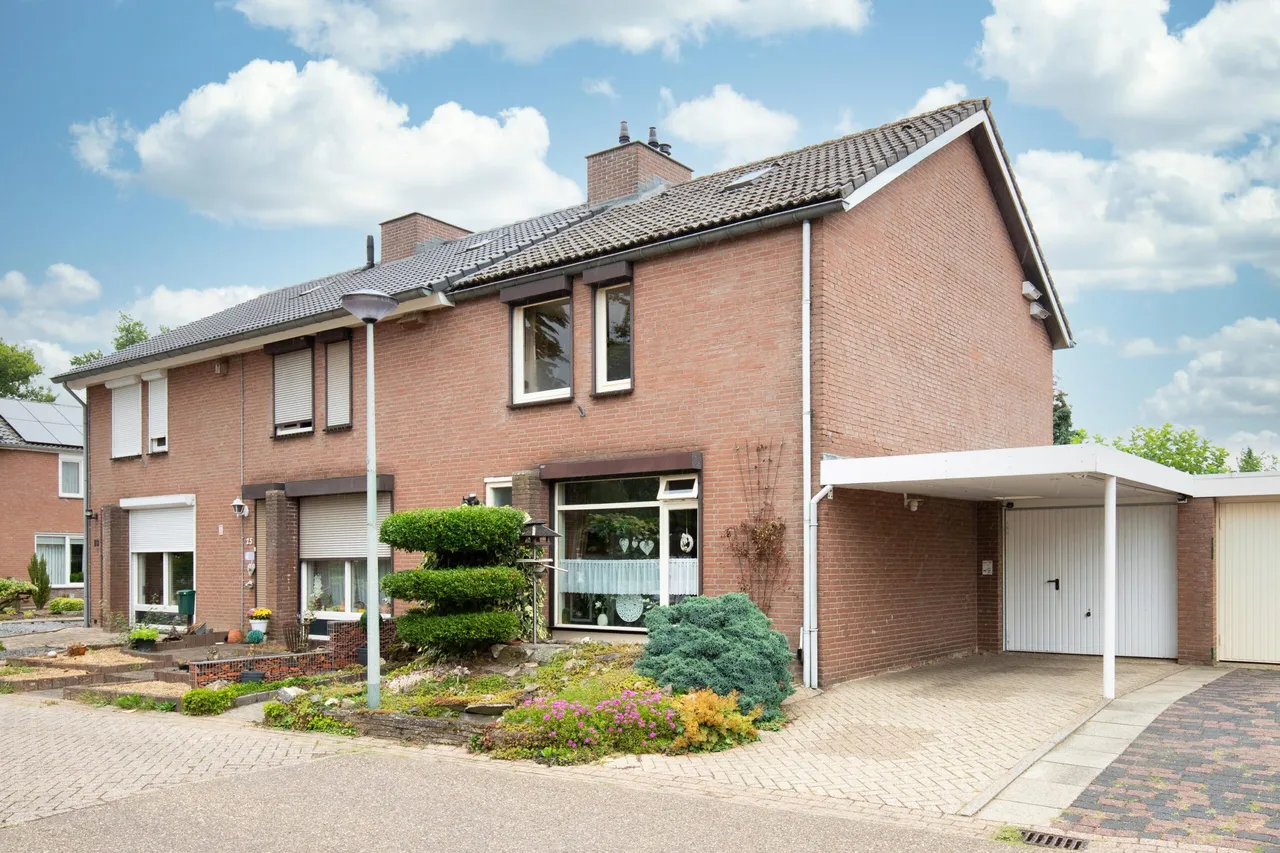 Hoekwoning te koop: Mgr. Nolensstraat 27, Posterholt